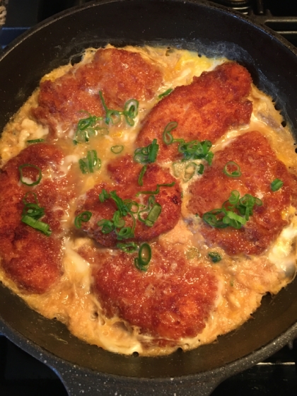 カツ丼もおいしですが、白ごはんとカツ煮も格別ですね。