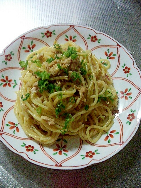 子どもも食べられる♪ツナのニンニクパスタ