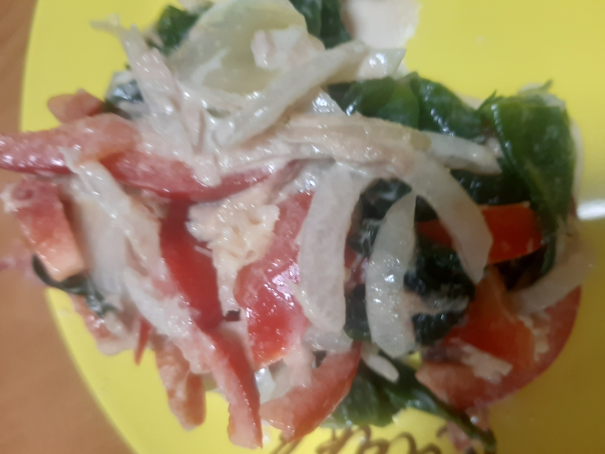 玉ねぎ　赤パプリカ　ツナ缶　レモン　海藻サラダ