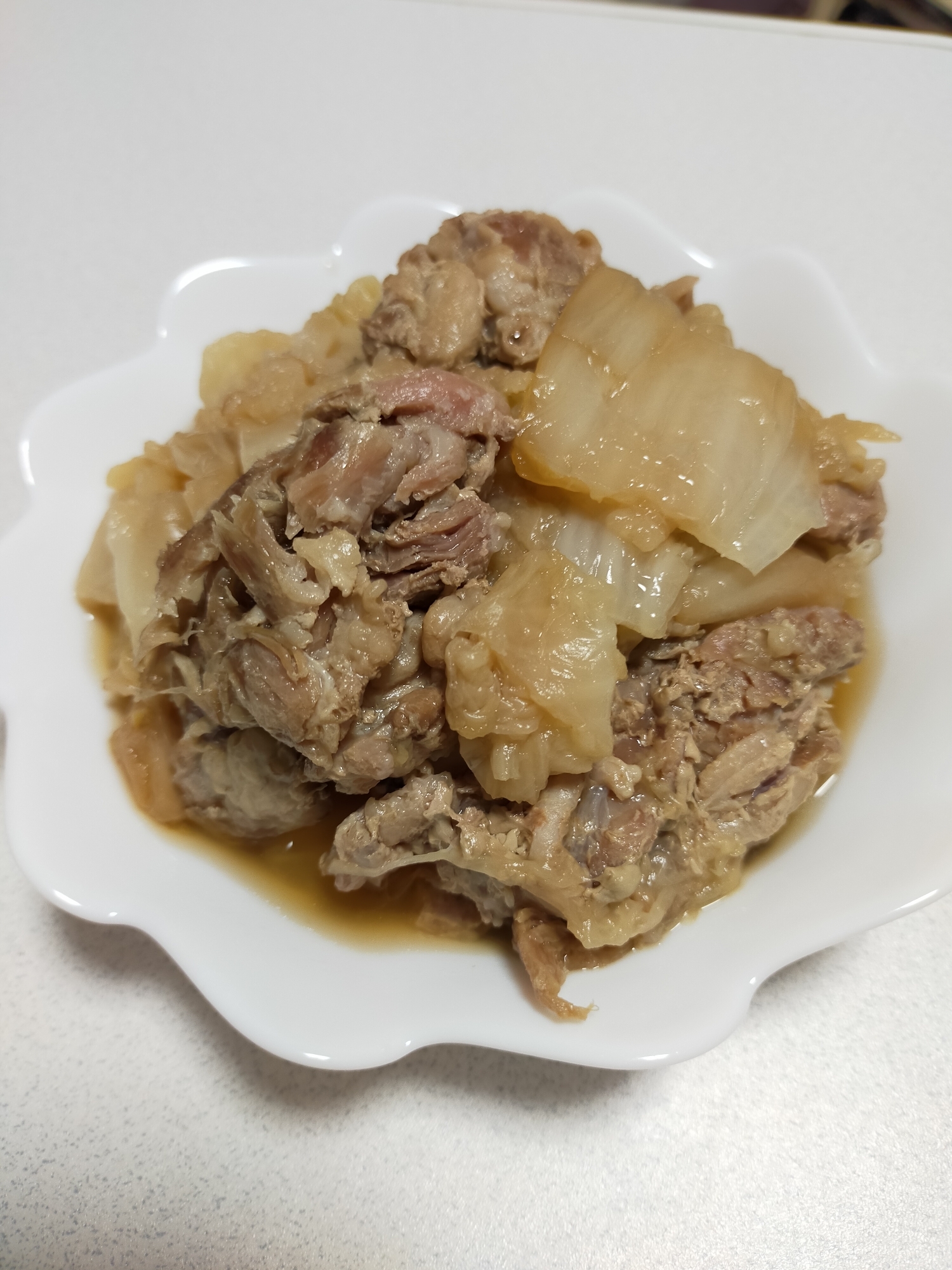 活力鍋で♪白菜と豚すじ肉の煮物