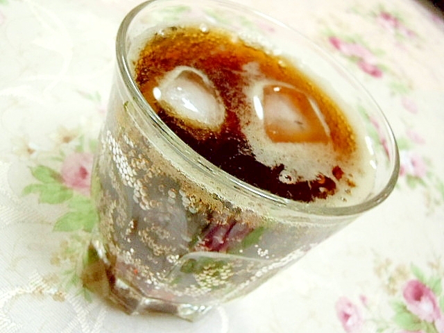 コーラとバルサミコ酢とラム酒のメープルカクテル レシピ 作り方 By 小太郎１２１２ 楽天レシピ
