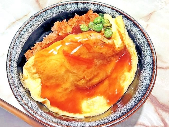 か〇やのアレ!天津飯チキンカツ丼♪