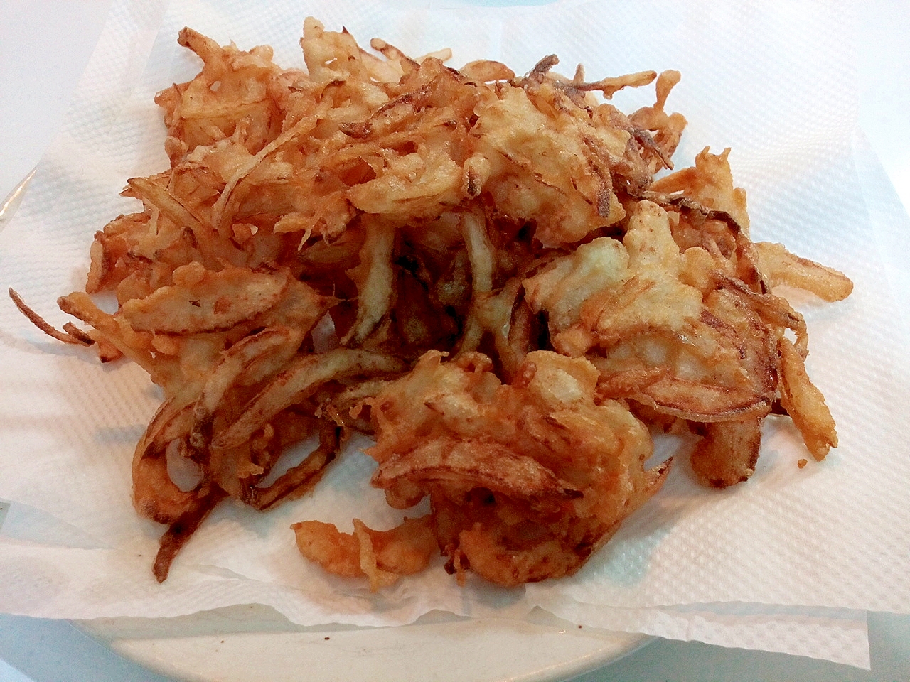 米粉でサクッと　新玉ねぎのかき揚げ