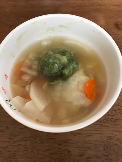 芋餅とやもぎもちを入れて、作りました。簡単にできて助かりました^_^