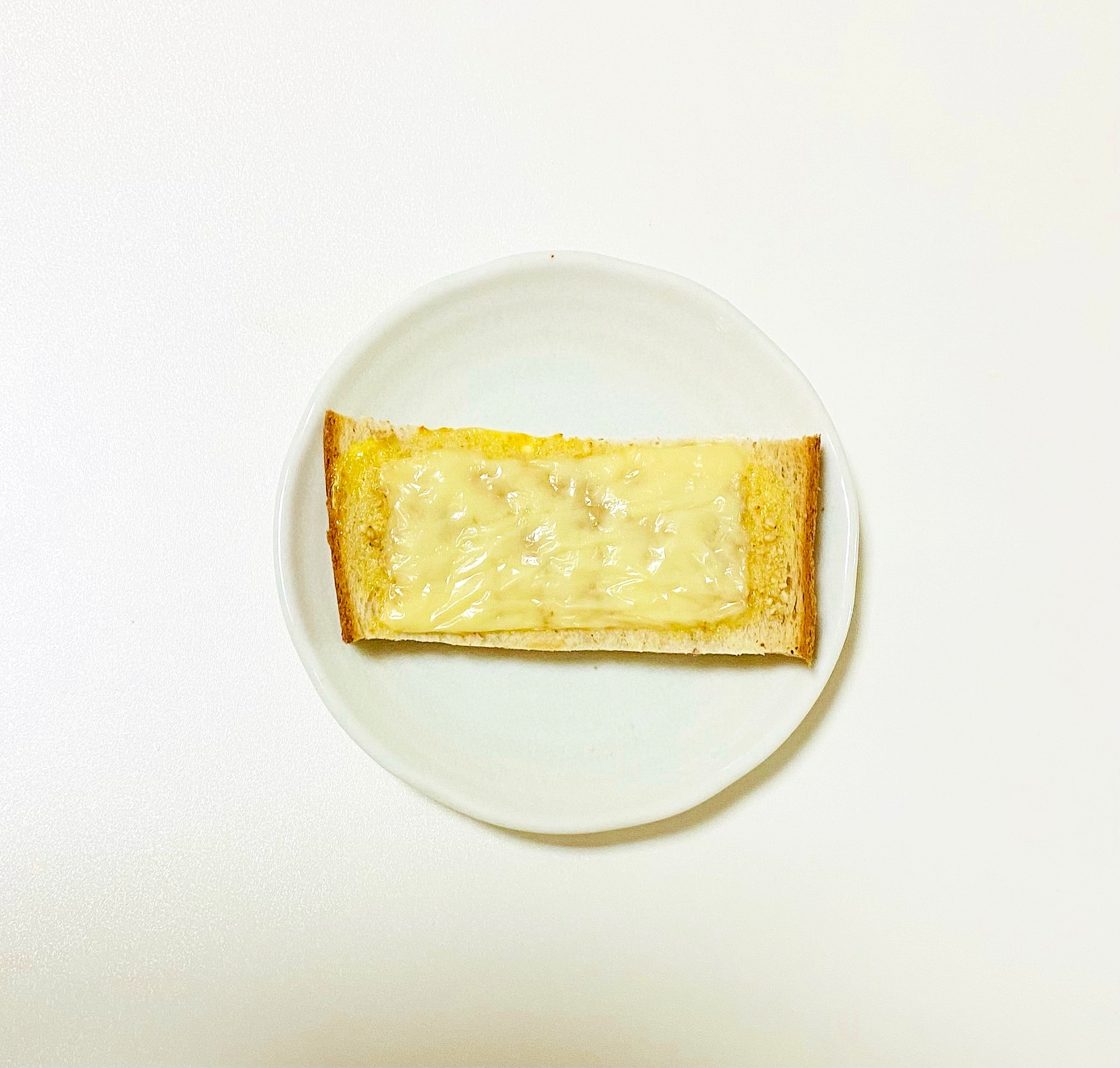 マヨ胡麻チーズトースト