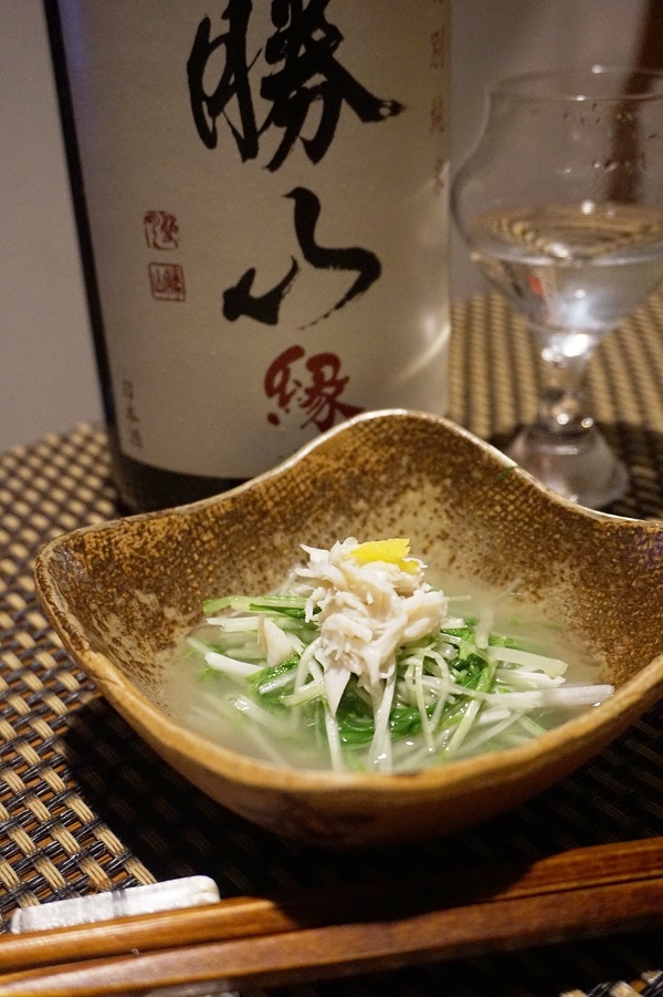 日本酒すすむ、蟹と水菜のお浸し