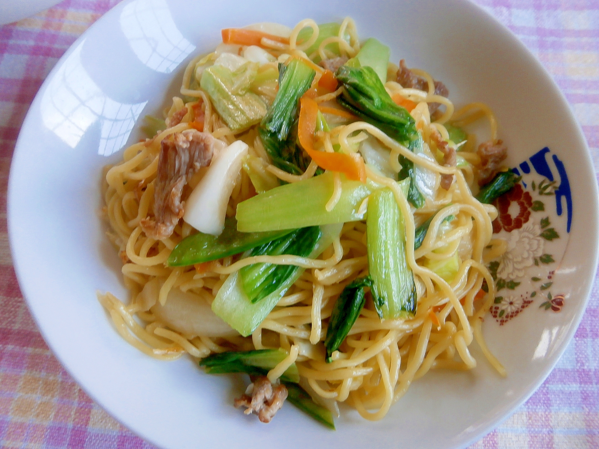 チンゲン菜しょうゆ焼きそば