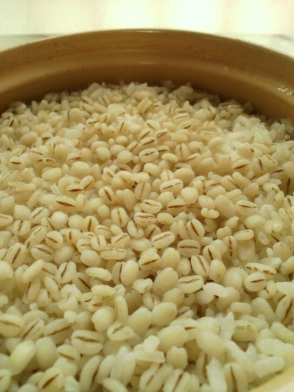 米と押し麦を1:1で炊いてみました＾＾　ちゃんとふっくら出来ました♥　ありがとうございます♪
