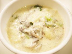 ローカロリーな牡蠣の豆乳チャウダー