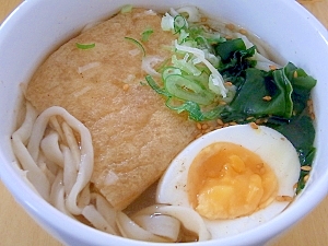 寒い時はあったか　きつねうどん