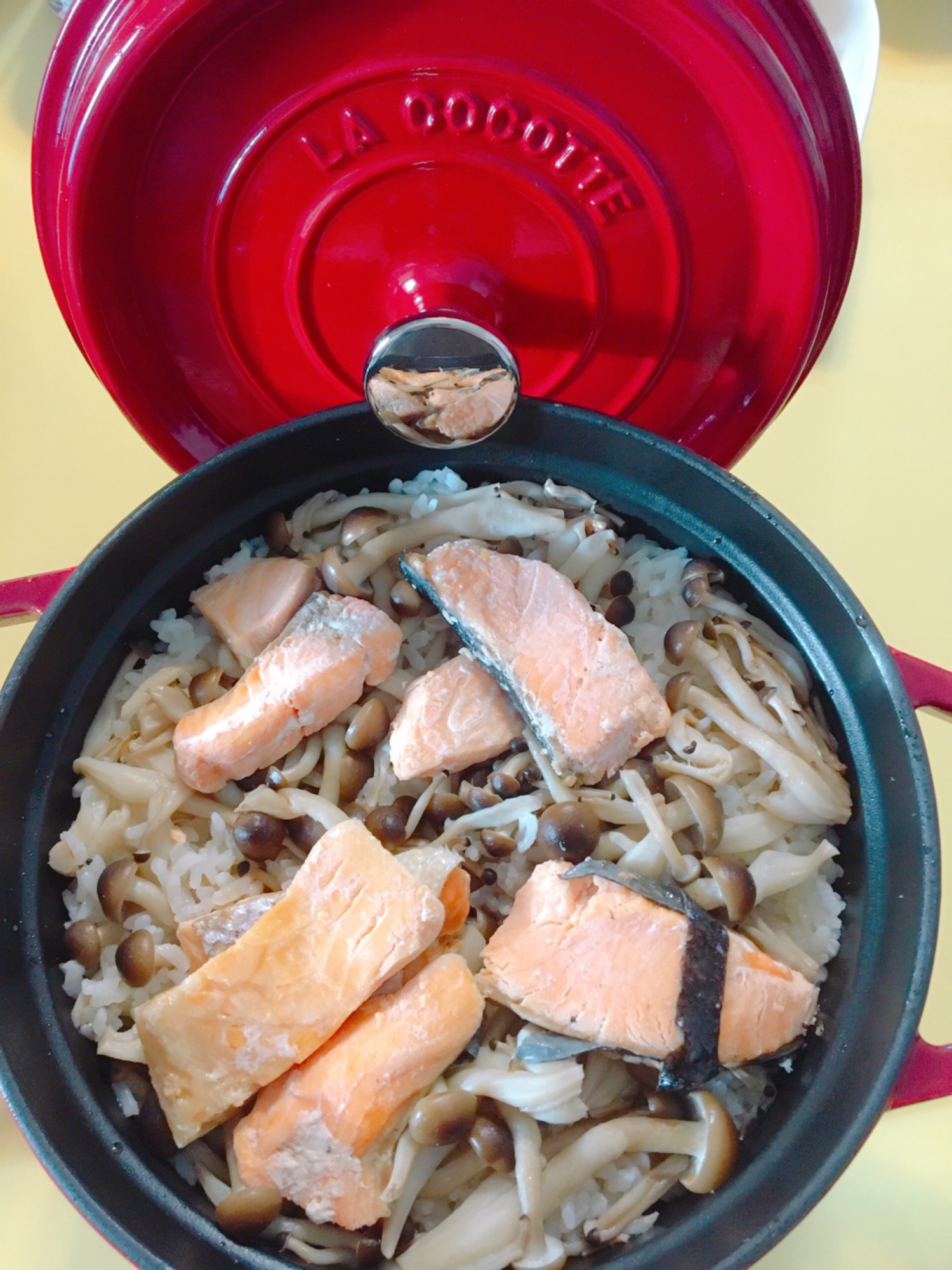 しめじと鮭の炊き込みご飯✰