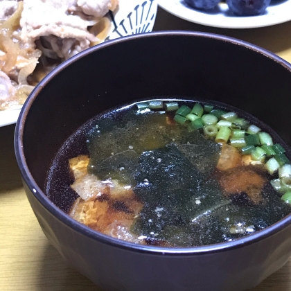 お味噌汁のレパートリに加えます。ごちそうさまでした。