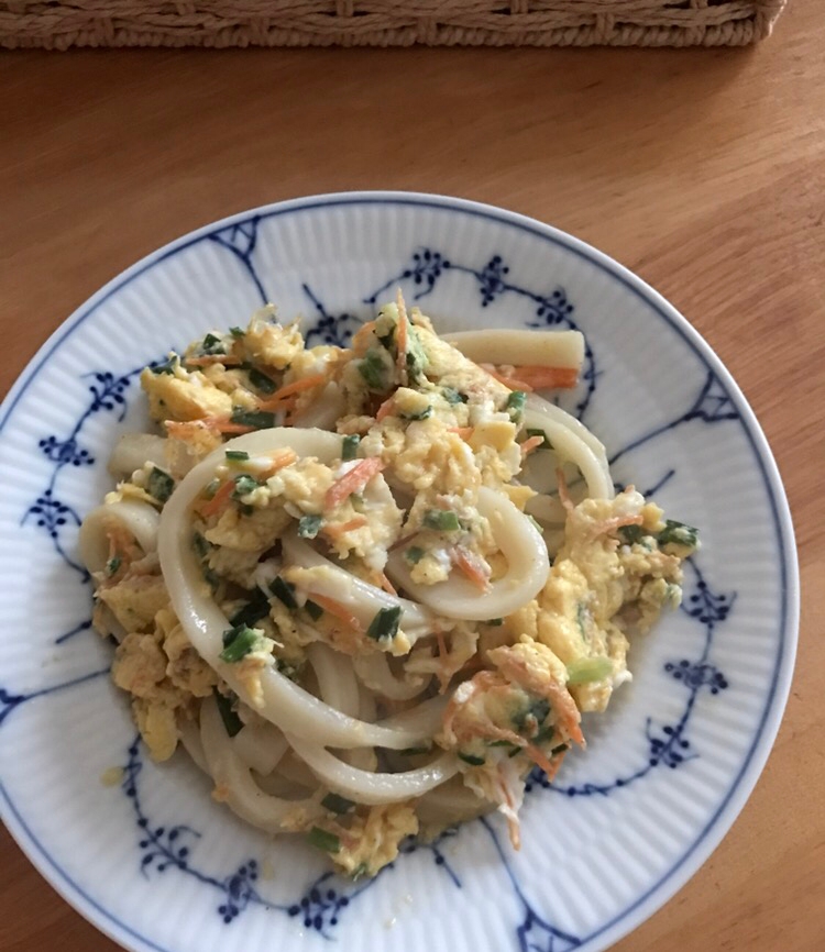 ニラ人参卵焼きうどん