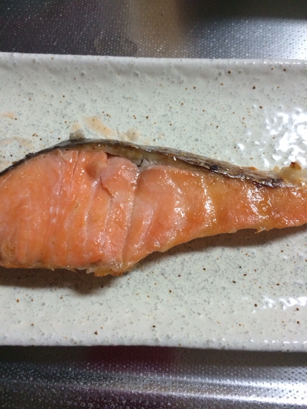 美味‼︎塩麹で焼き鮭(^^)