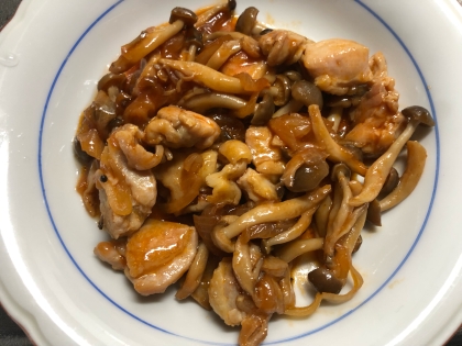 鶏肉のトマト煮込み