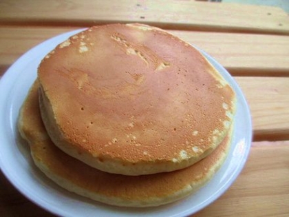 お豆腐入りのパンケーキ☆ふわふわもっちりで優しい美味しさですね（u u）　お友達が来るのでおもてなしに決定ですｗ　どんな反応になるか楽しみです＾＾*