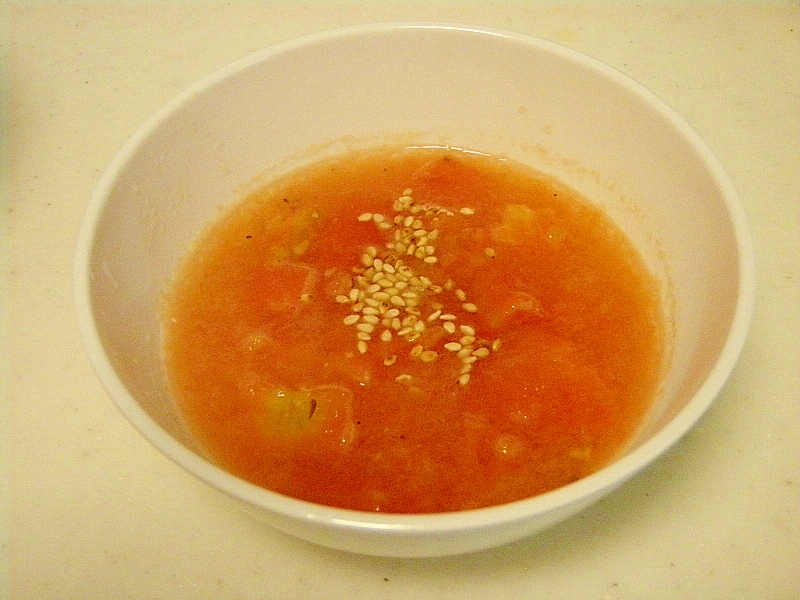 シンプルに★冷凍トマトのスープ