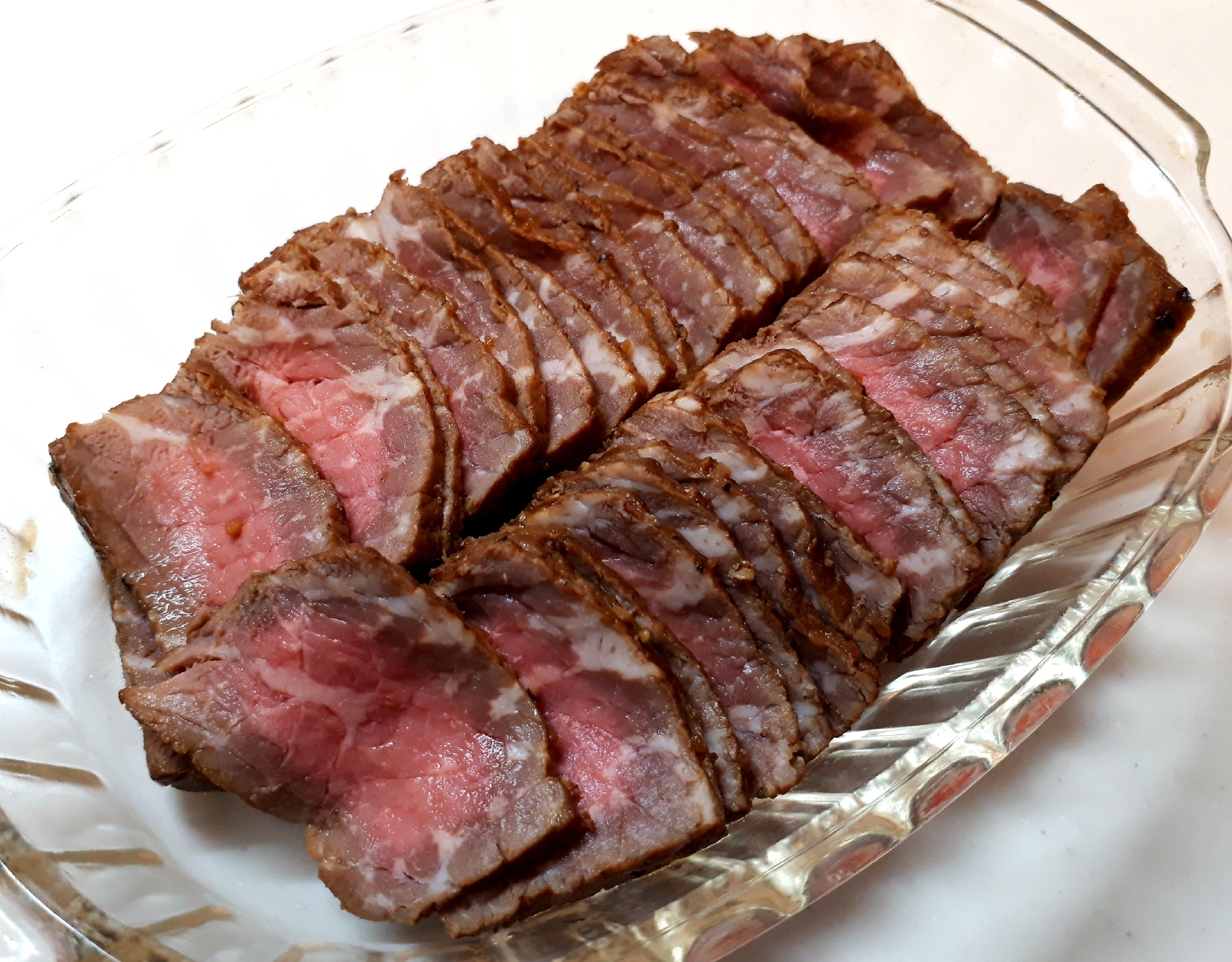 焼き肉のたれでしっとりローストビーフ