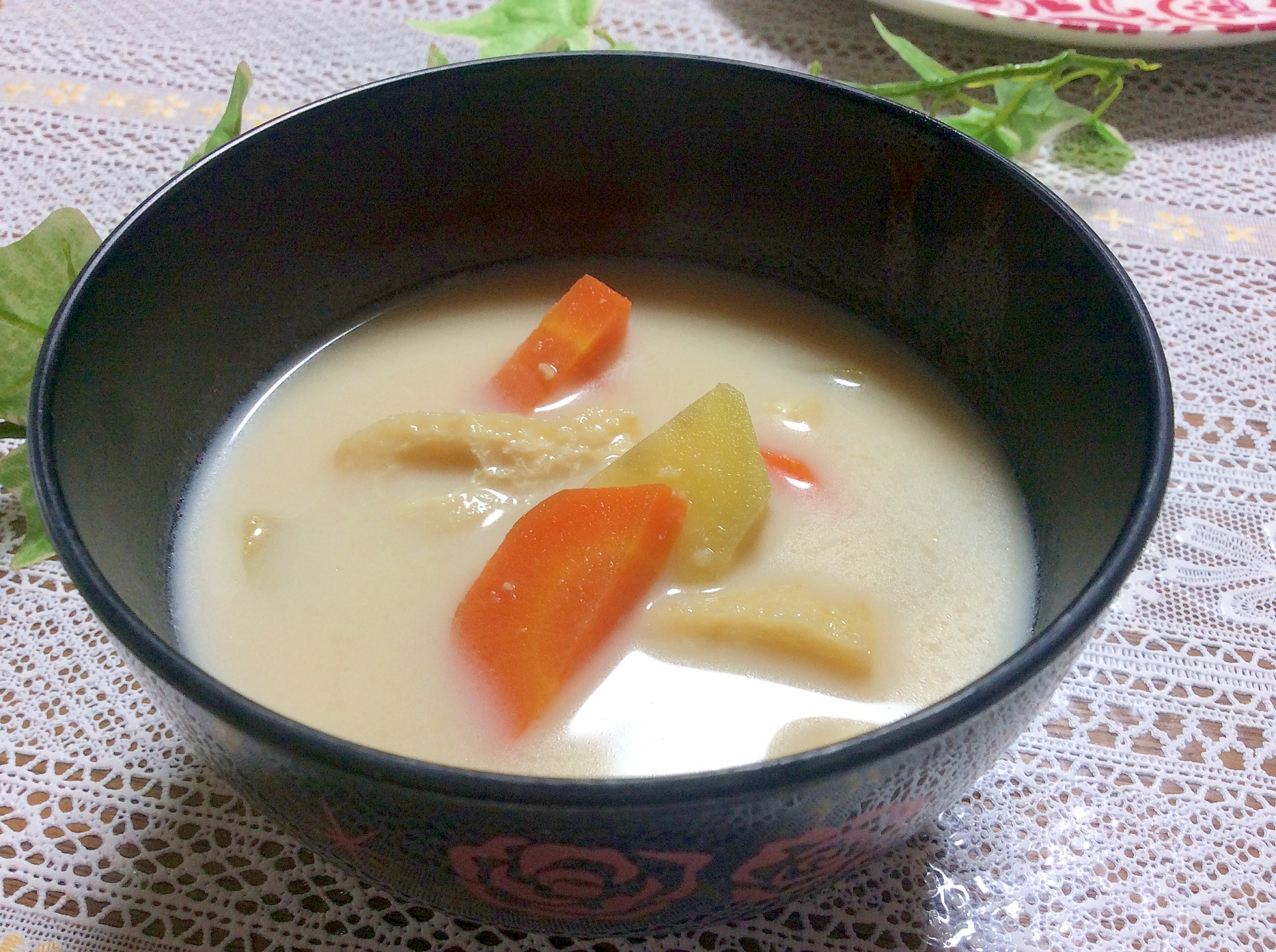 さつま芋のミルク味噌スープ