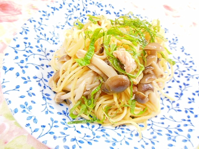 ❤ツナと茸の山葵だし醤油・大葉のせパスタ❤