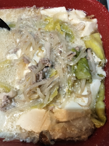 キャベツともやしたっぷり！簡単坦々風豆乳スープ♪