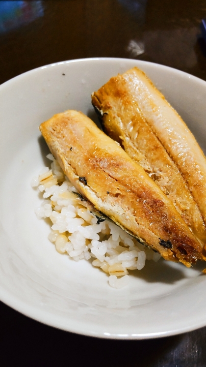 山椒&セージ香る☆いわし蒲焼き丼