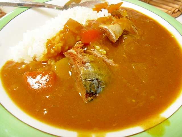 サバ缶カレーライス