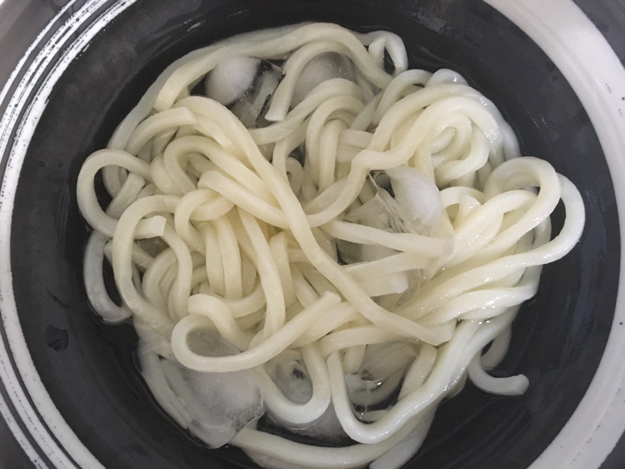 夏の昼食に 釜玉冷やしうどん レンジで簡単 レシピ 作り方 By Balletmom 楽天レシピ