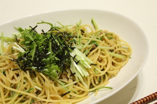 おひとりさまランチ 水菜とツナのバター醤油パスタ レシピ 作り方 By プチなすび 楽天レシピ