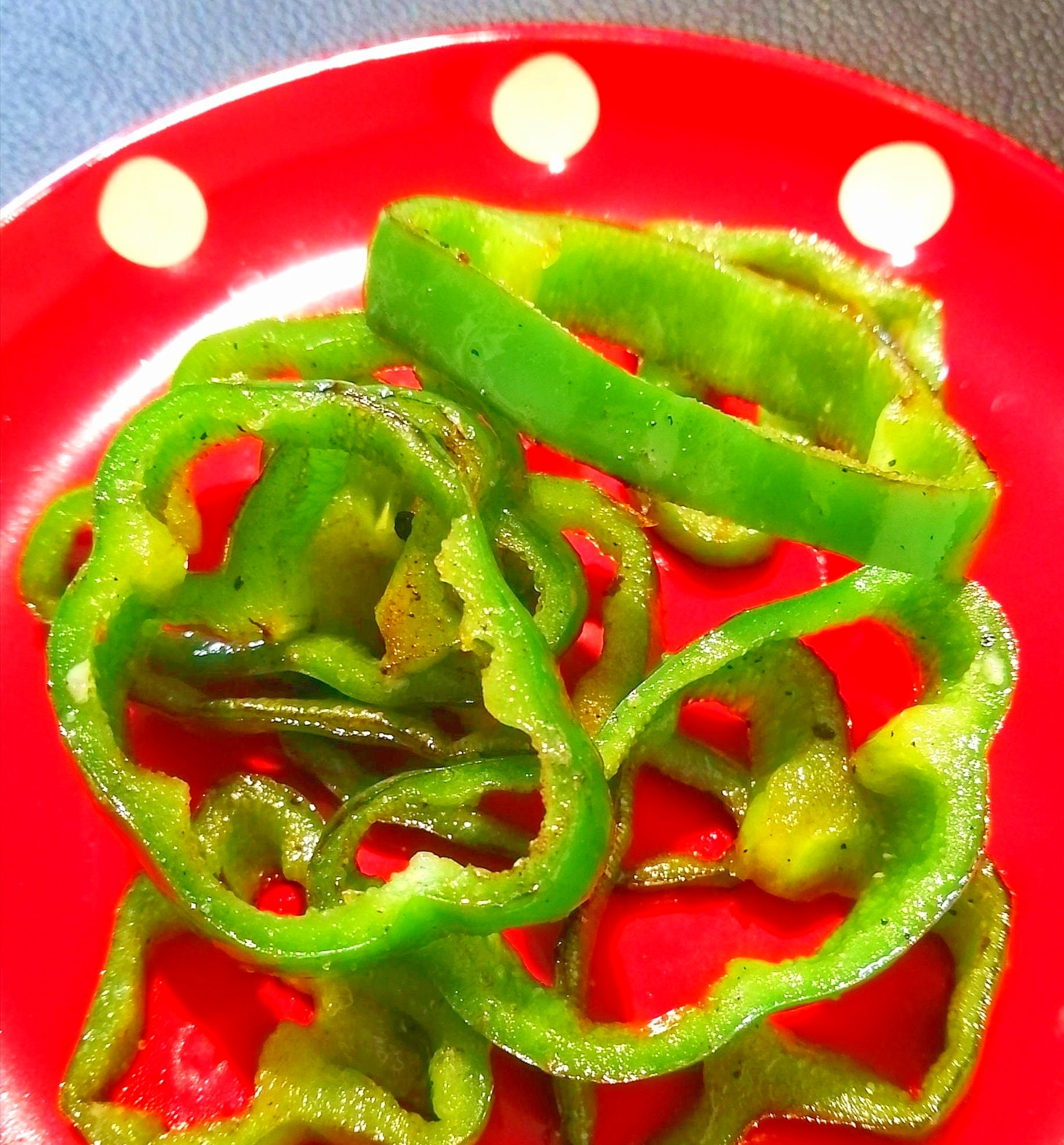 お弁当に 輪切りピーマンのマヨ炒め レシピ 作り方 By グリーンエメラルド 楽天レシピ