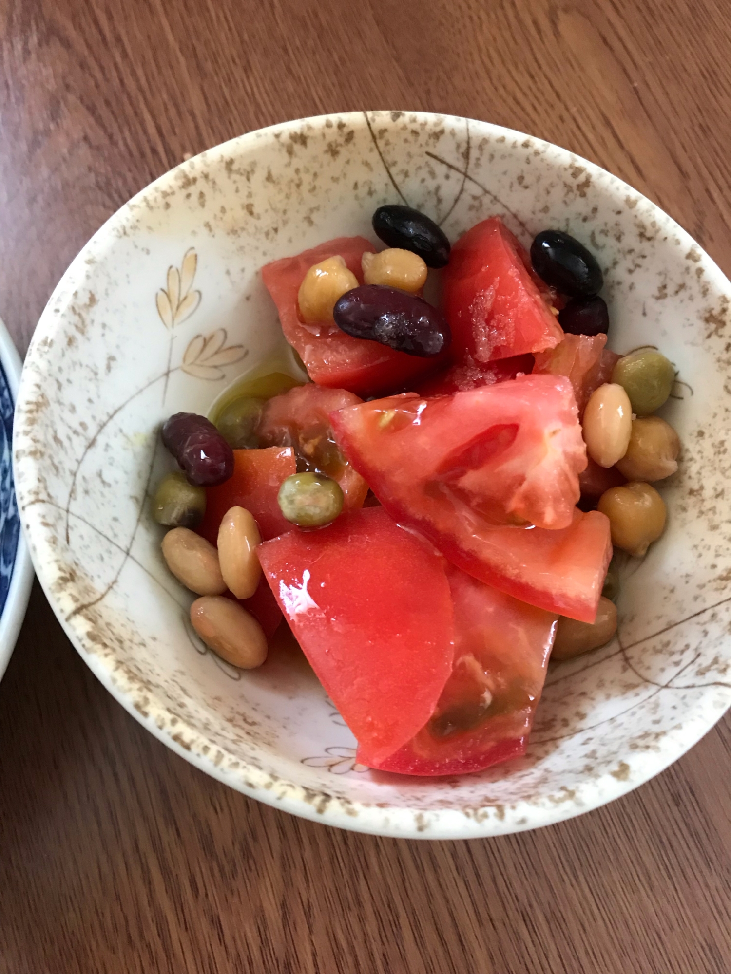 トマトとミックスビーンズのマリネ風