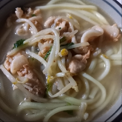 野菜炒めのせ★ラーメン