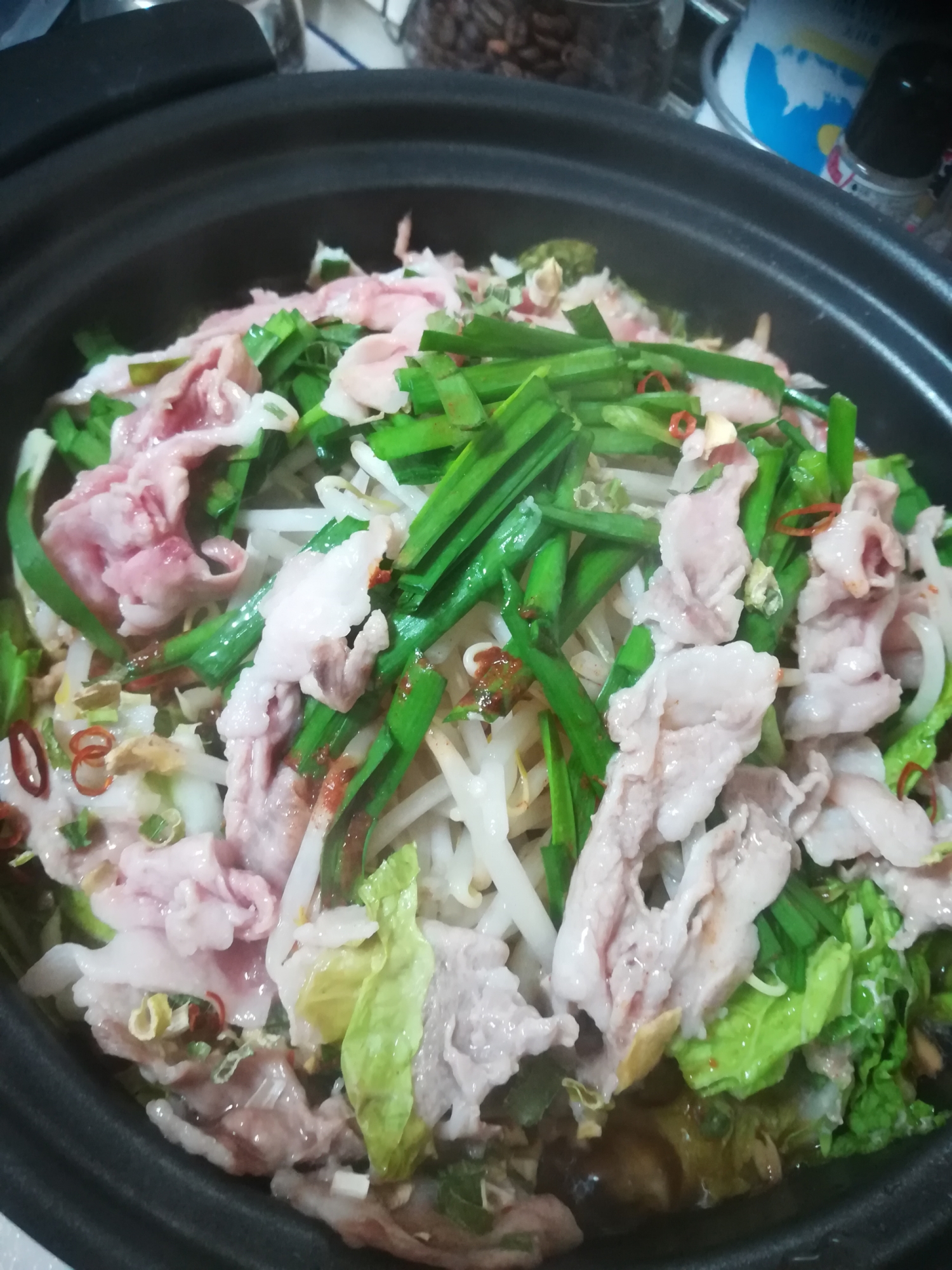 キャベツともやしとニラの豚キムチ鍋 レシピ 作り方 By Momiji Mama 楽天レシピ キャベツともやしとニラの豚キムチ鍋 レシピ 作り方 By Momiji Mama 楽天レシピ