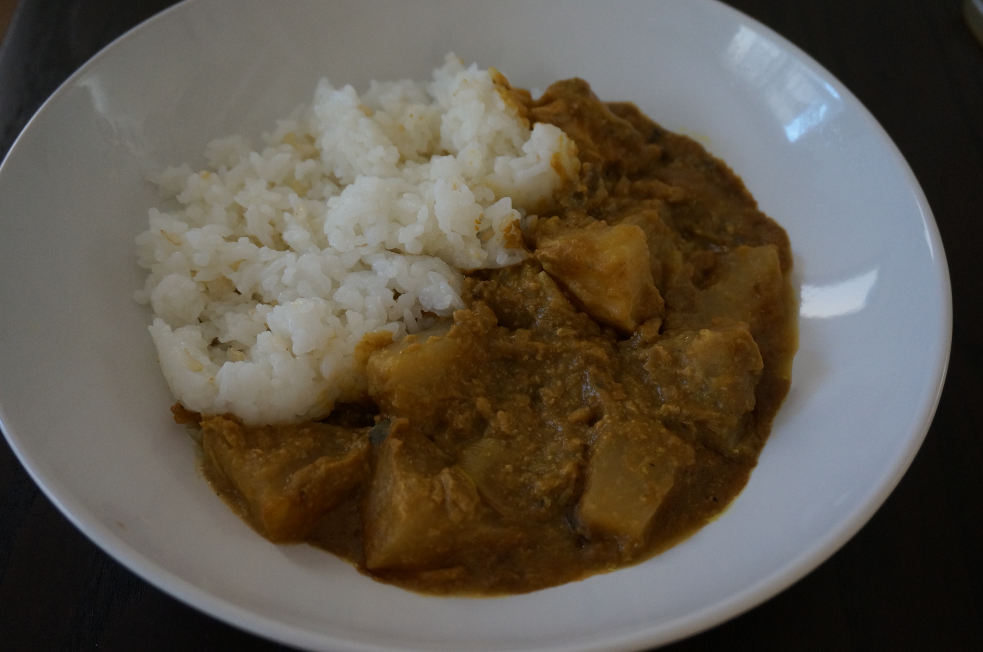 ぱぱっと手軽に☆サバ缶とカブの豆乳カレー