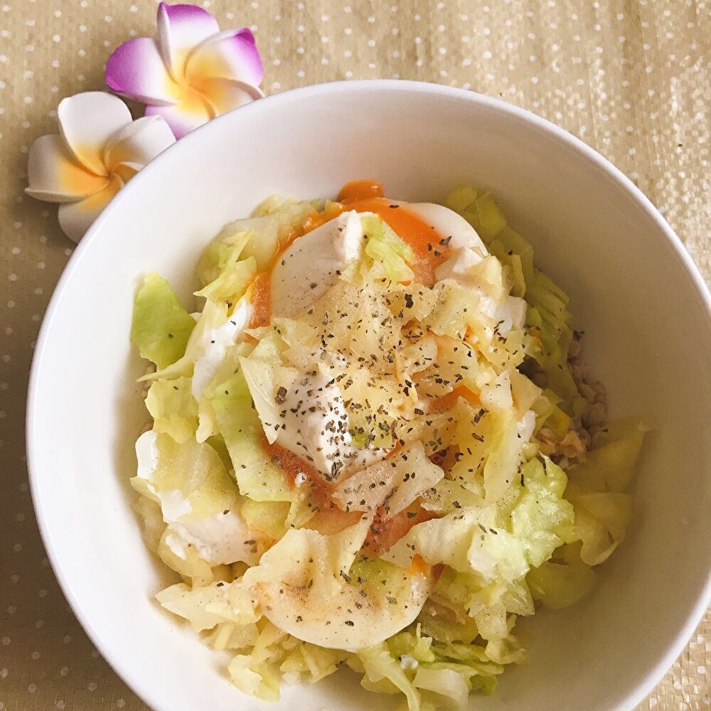 オートミール丼(温泉卵)ラーメンスープ味