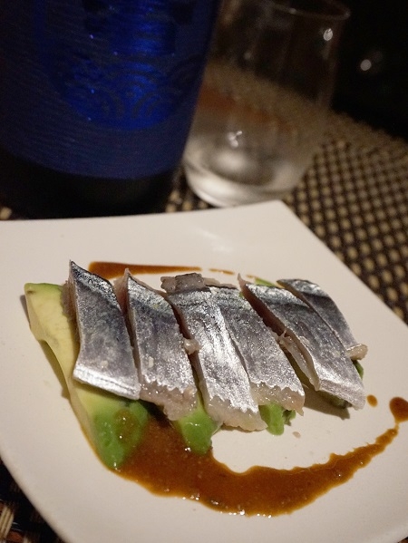 おうち居酒屋、秋刀魚とアボカドの山葵ソース