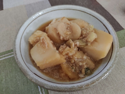 鶏そぼろあんの肉じゃが