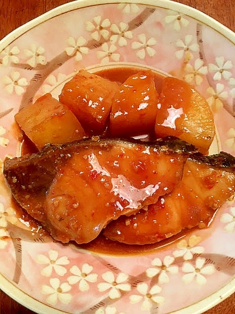 ぶり大根 ぶり大根｜QUEENレシピ＋：Amway（日本アムウェイ）