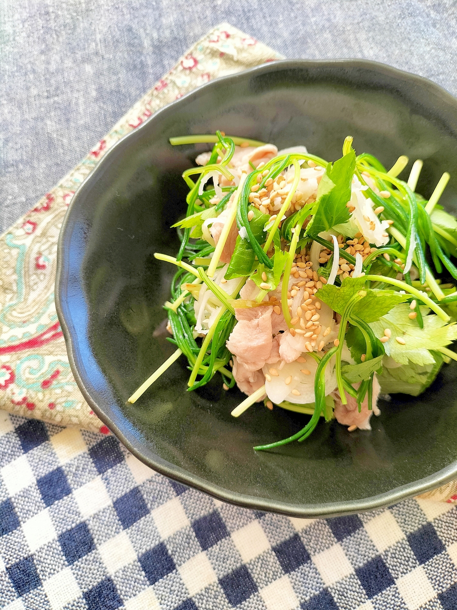 おかひじきと豚しゃぶ肉の三つ葉和え♪