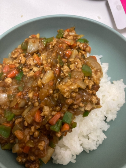 カレールウで作る簡単ドライカレー