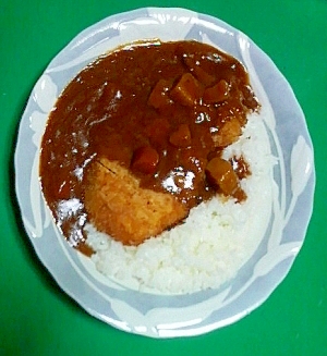 元気の出るカレーで頑張れ日本！