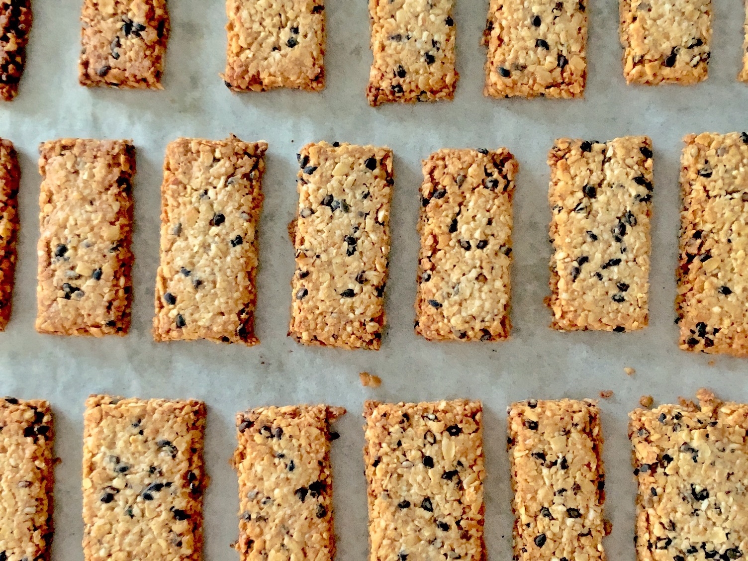 卵・小麦粉不使用!ざくざくオートミールのクッキー♫