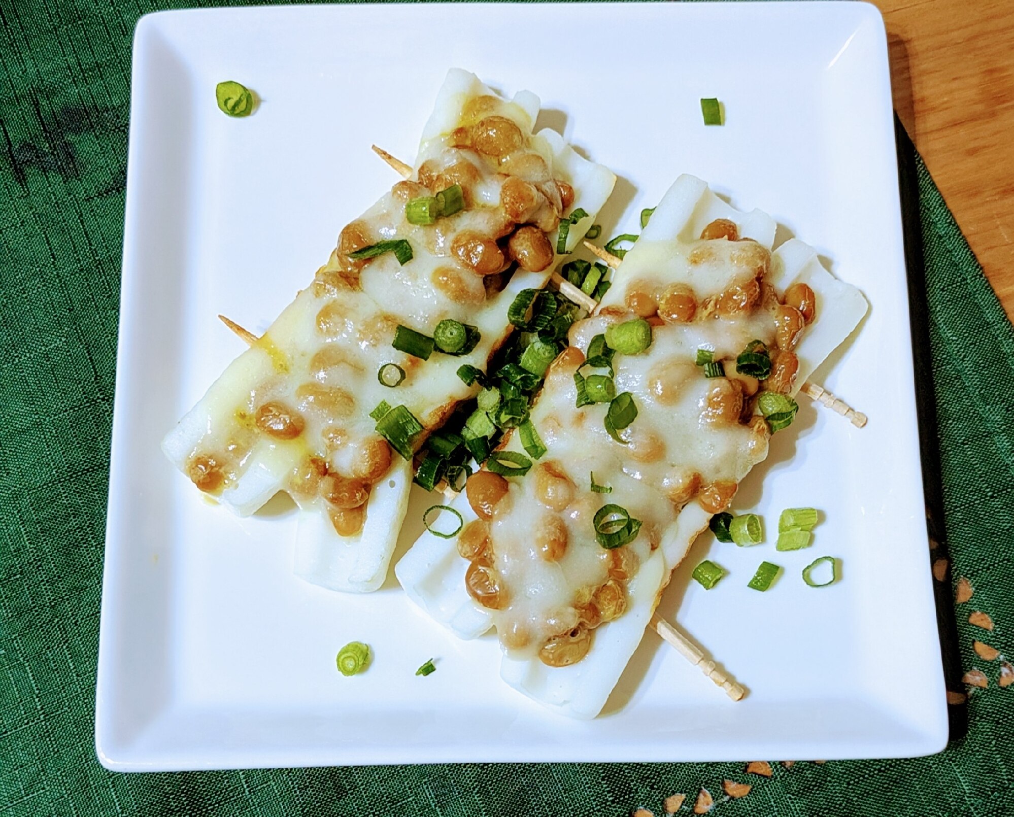 副菜】ちくわの納豆チーズ焼き レシピ・作り方 by めんどくさがり子