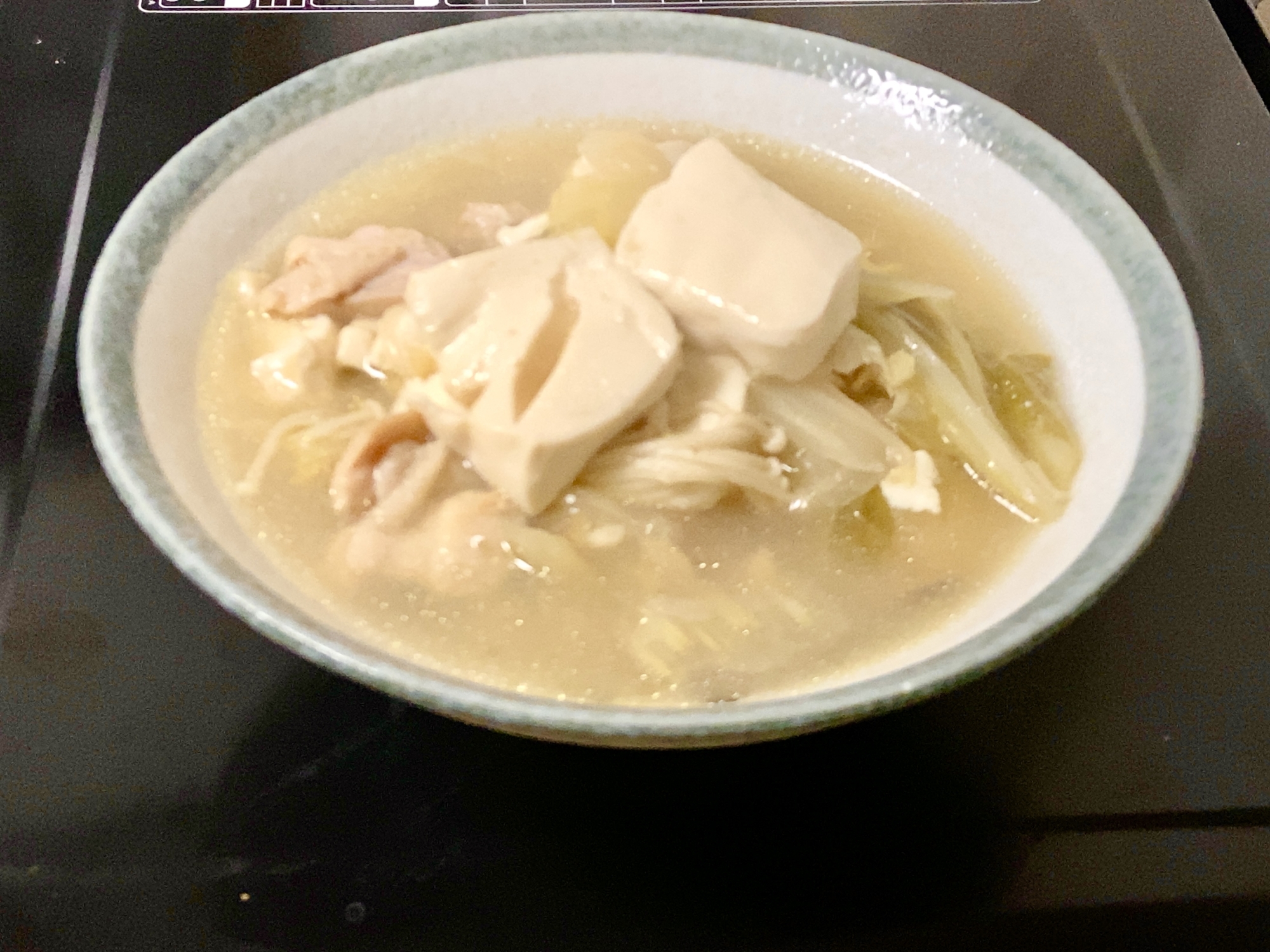 身体がホッとあったまる。簡単なべもの