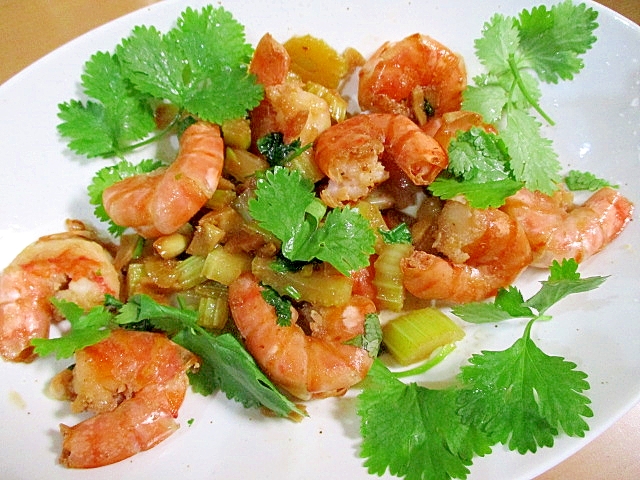 アジアン風殻つきエビのパクチー等香味野菜炒め レシピ 作り方 By サクラノカタライ 楽天レシピ アジアン風殻つきエビのパクチー等香味野菜炒め レシピ 作り方 By サクラノカタライ 楽天レシピ