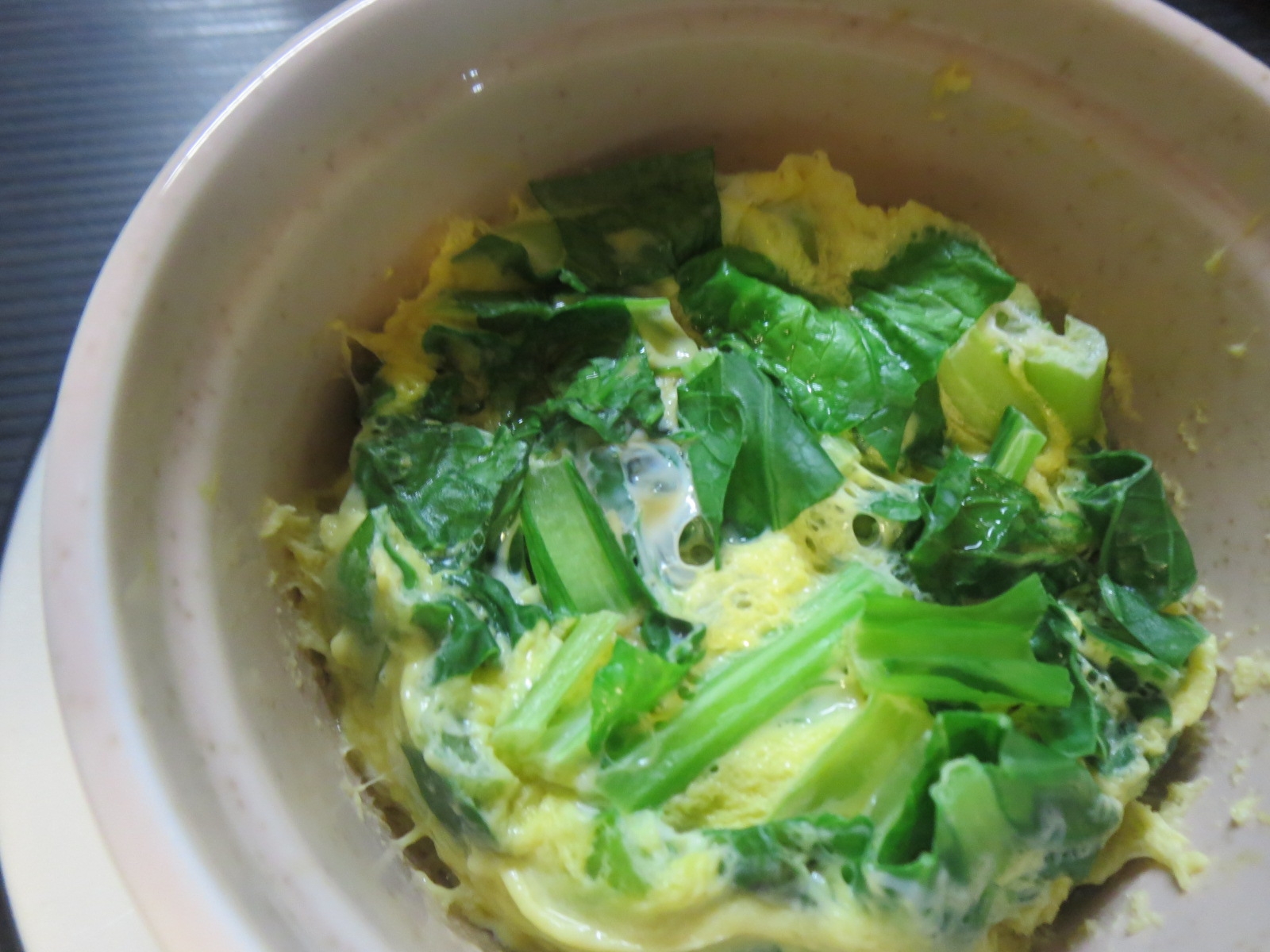 小松菜と釜揚げしらすの簡単卵焼き