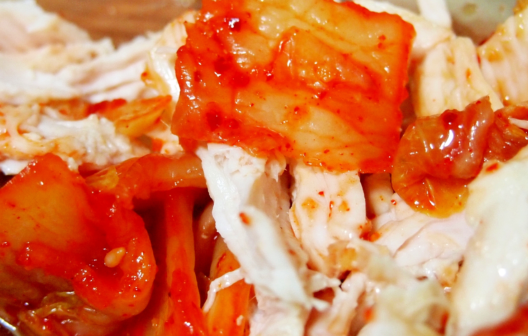鶏むね肉とキムチの韓国風和え物