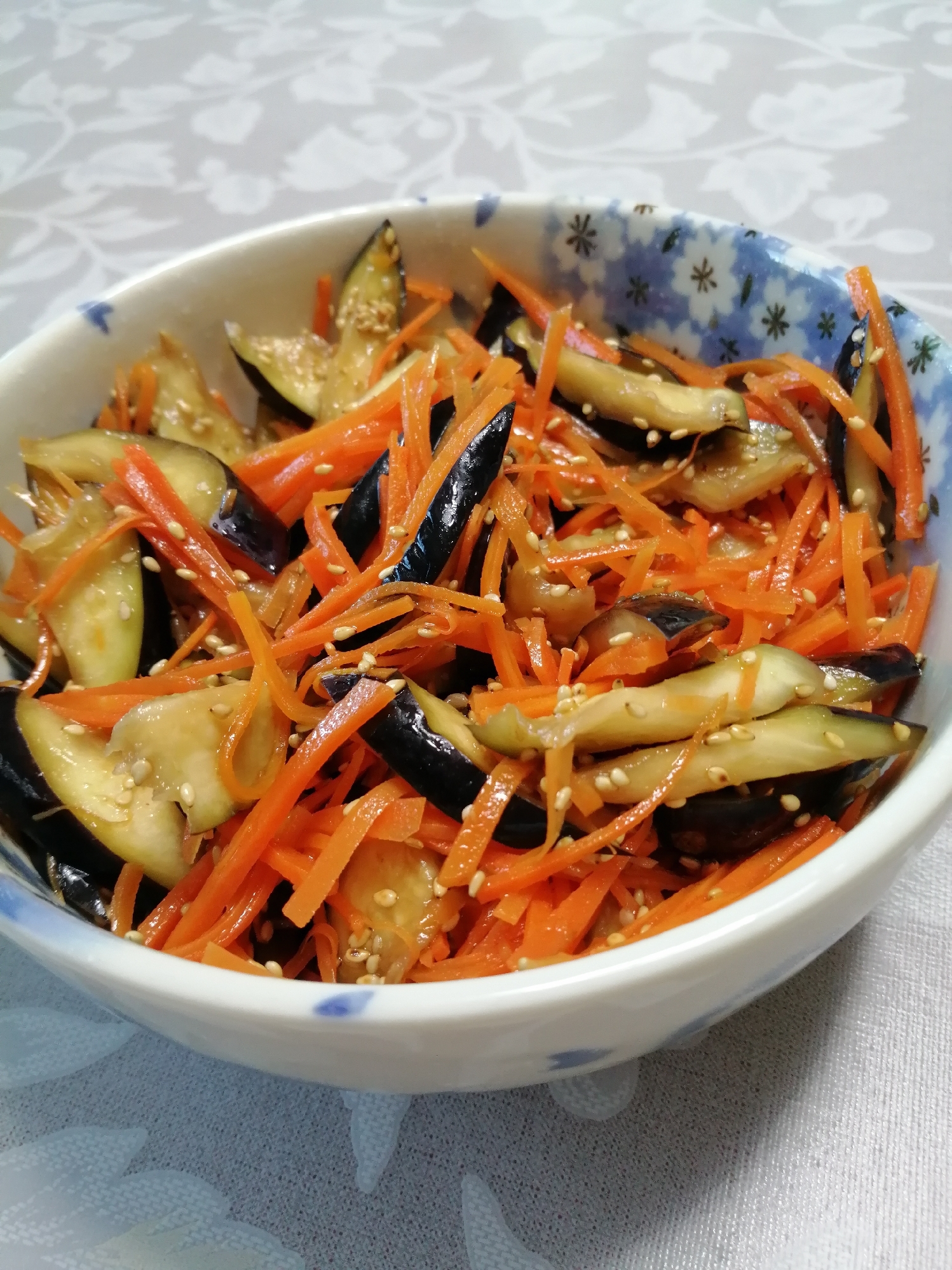 簡単!さっぱり味、茄子とニンジンのナムル