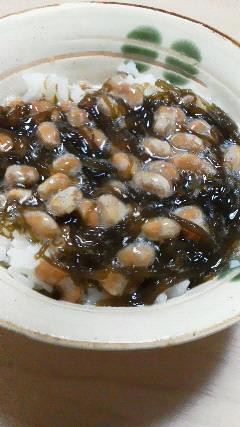 意外に美味♪もずく納豆！