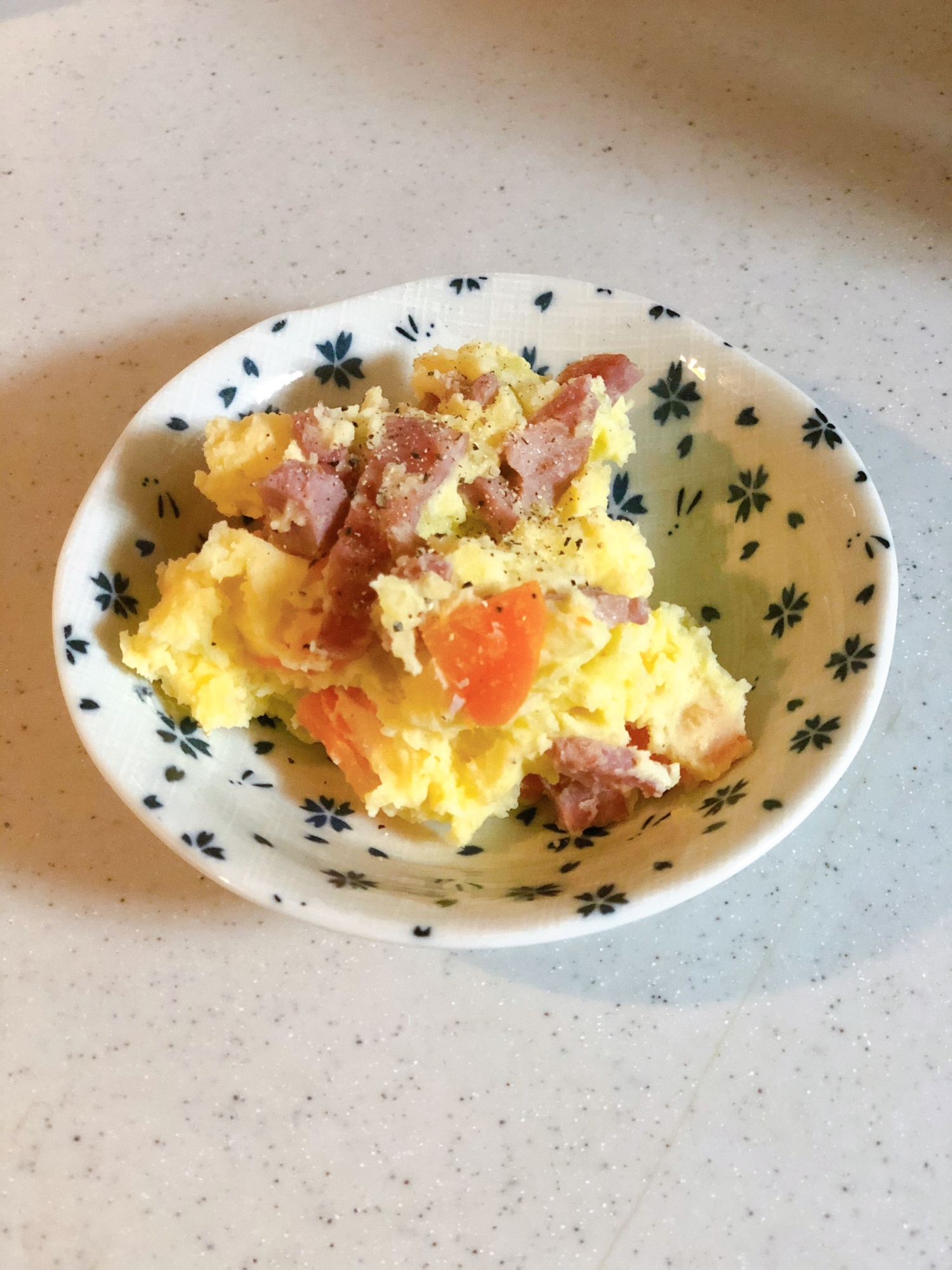 シンプル！こんがりベーコンポテトサラダ♪